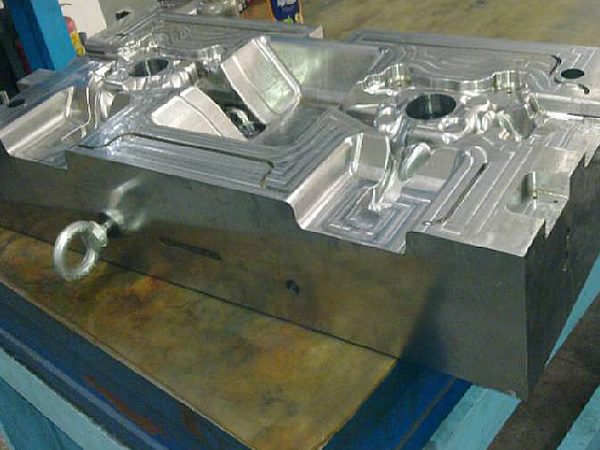 Injection mould